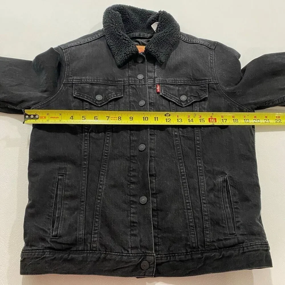 Levi’s Sherpa Collar Denim Jacket women’s Large Black Trucker Jacket Lined Warm
